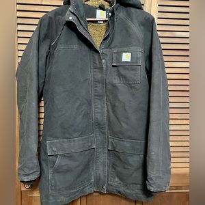 Women a Carhartt winter jacket size XLarge